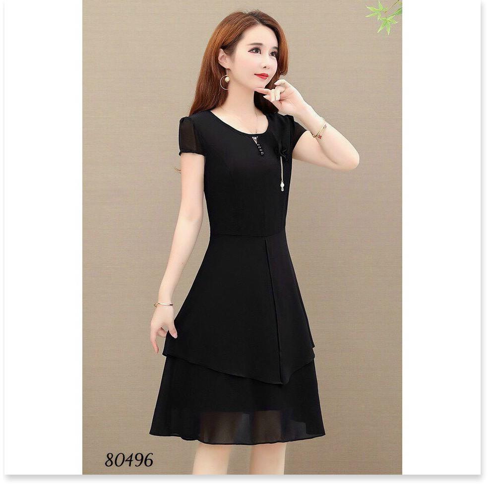 ĐẦM VOAN Ý ĐƯỢC THIẾT KẾ HỌA TIẾT TRƠN NHƯNG RẤT SANG TRỌNG,ĐẶC BIỆT LÀ CHẤT LIỆU VÃI VOAN THOÁNG MÁT THỜI TRANG KME.ST
