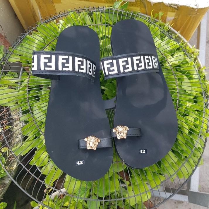 Sandaldongnai dép sỏ ngón nữ ( đế đen quai f ) size từ 35 nữ đến 41 nữ có đủ màu đủ size ib để chọn thêm