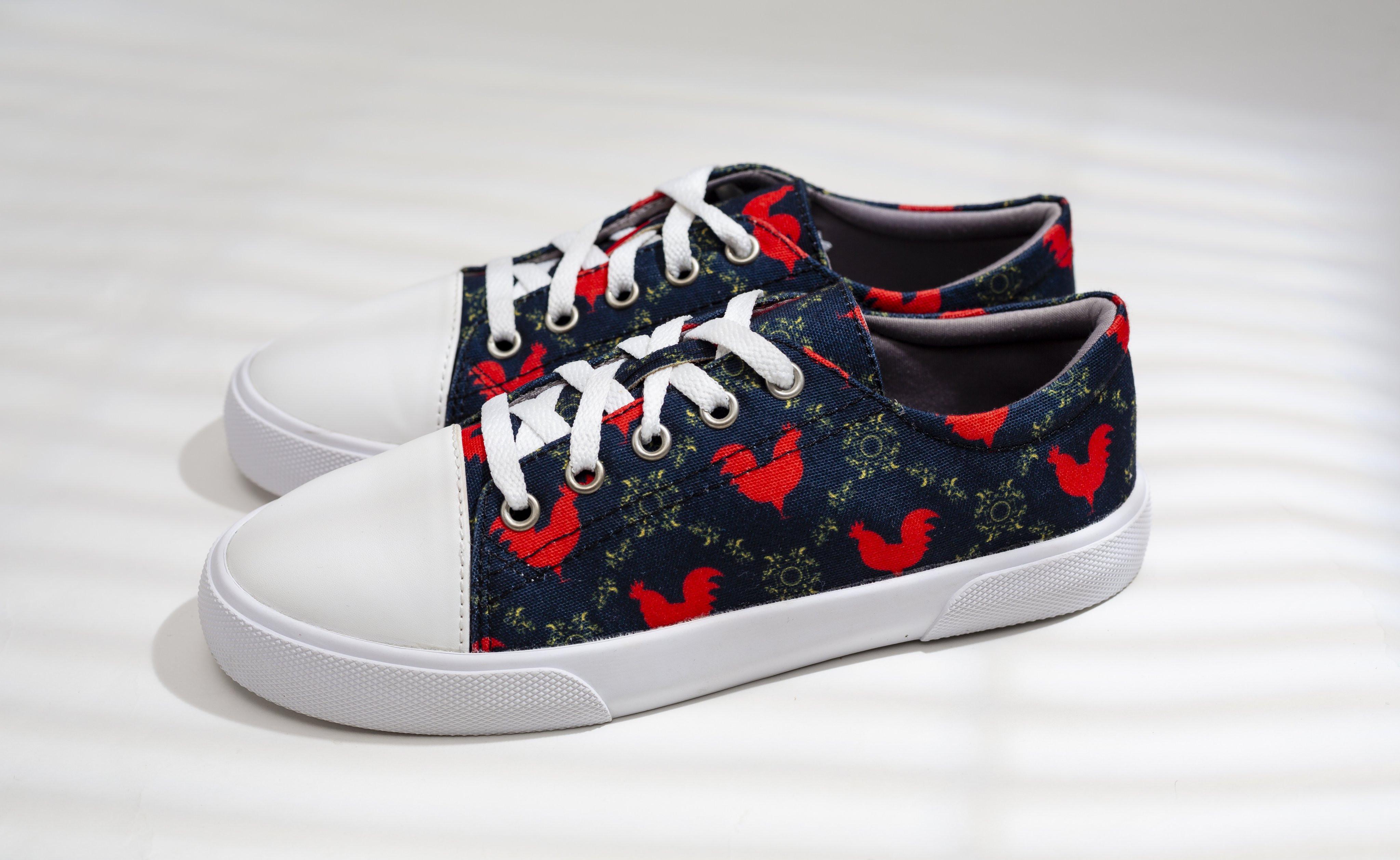 Giày Sneaker Unisex Thời Trang Chickenlove