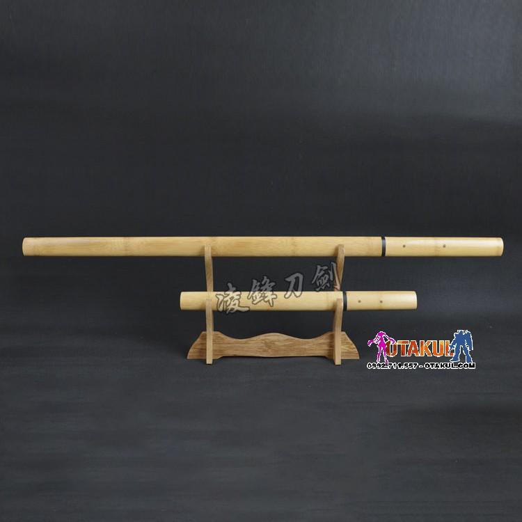 Giá Để Kiếm Gỗ Vàng từ gỗ tự nhiên bền đẹp sang trọng