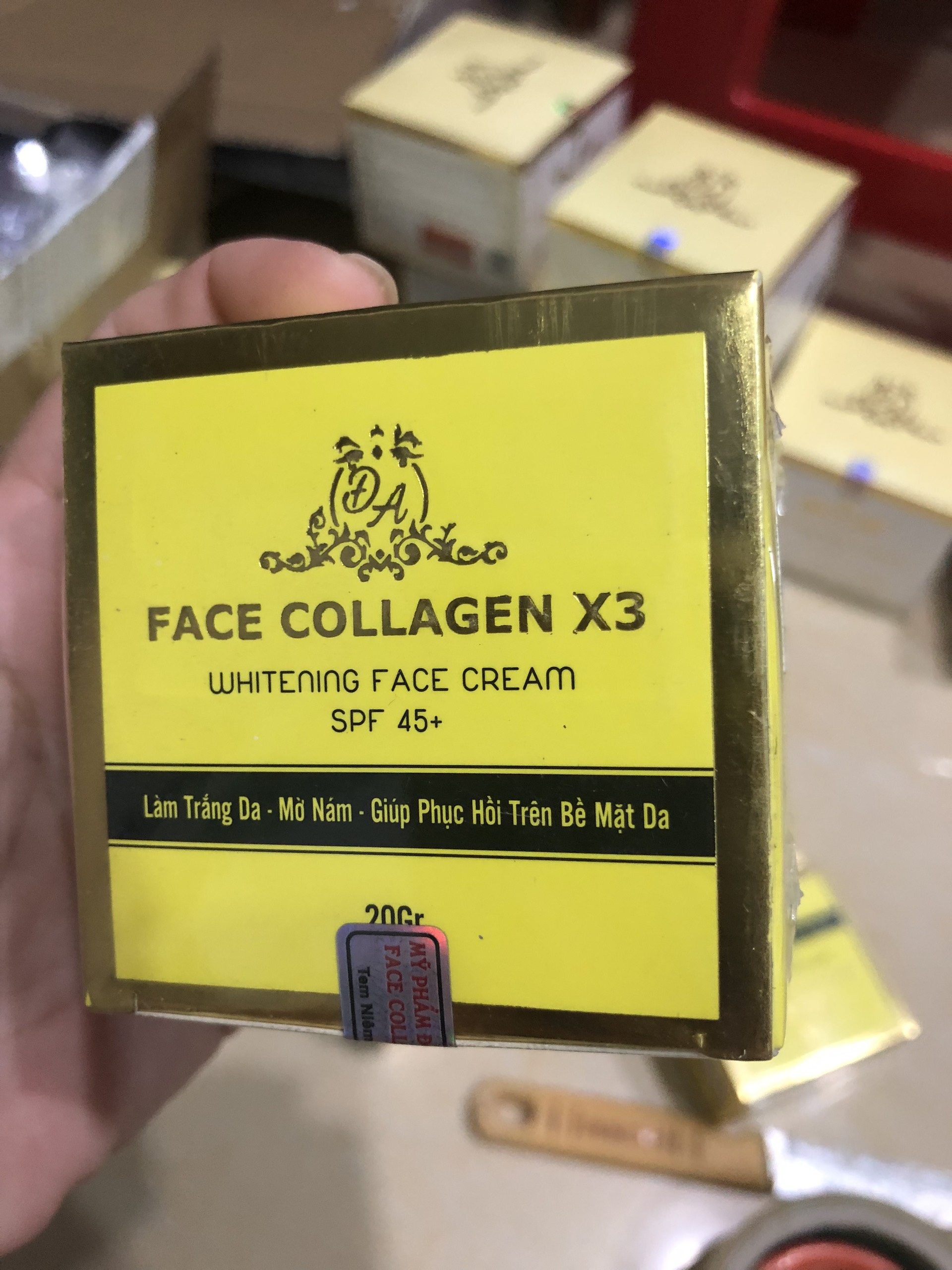 Kem Face Collagen X3 Luxury + Serum Colagen X3