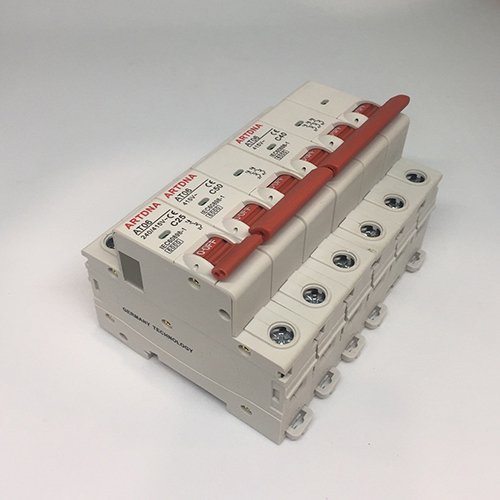 Thiết bị đóng cắt - Attomat 2 pha 32A AT06-2/32