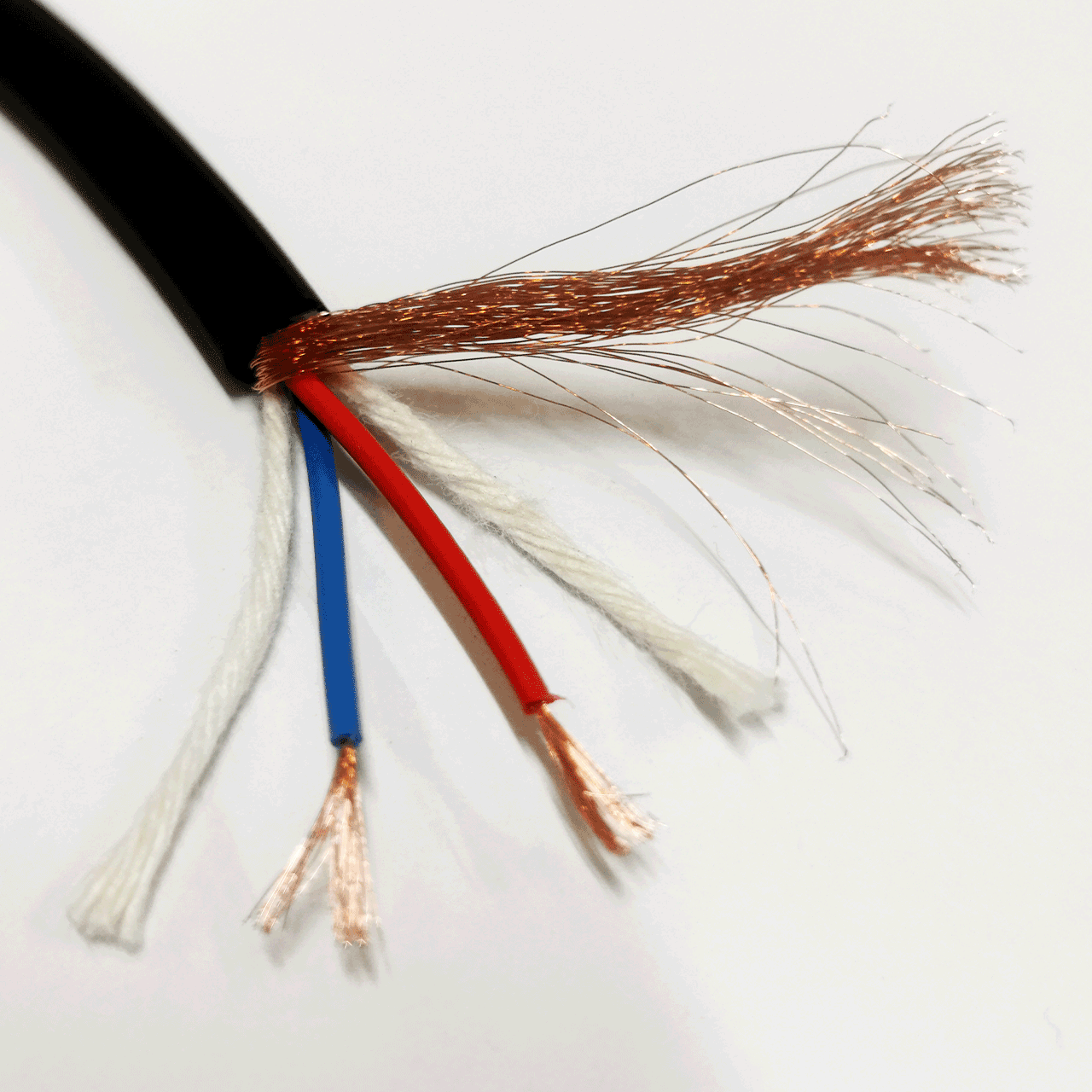 Dây tín hiệu 3 lõi chống nhiễu cao cấp KLOTZ - ĐỨC MY206SWM – Hàng Chính Hãng