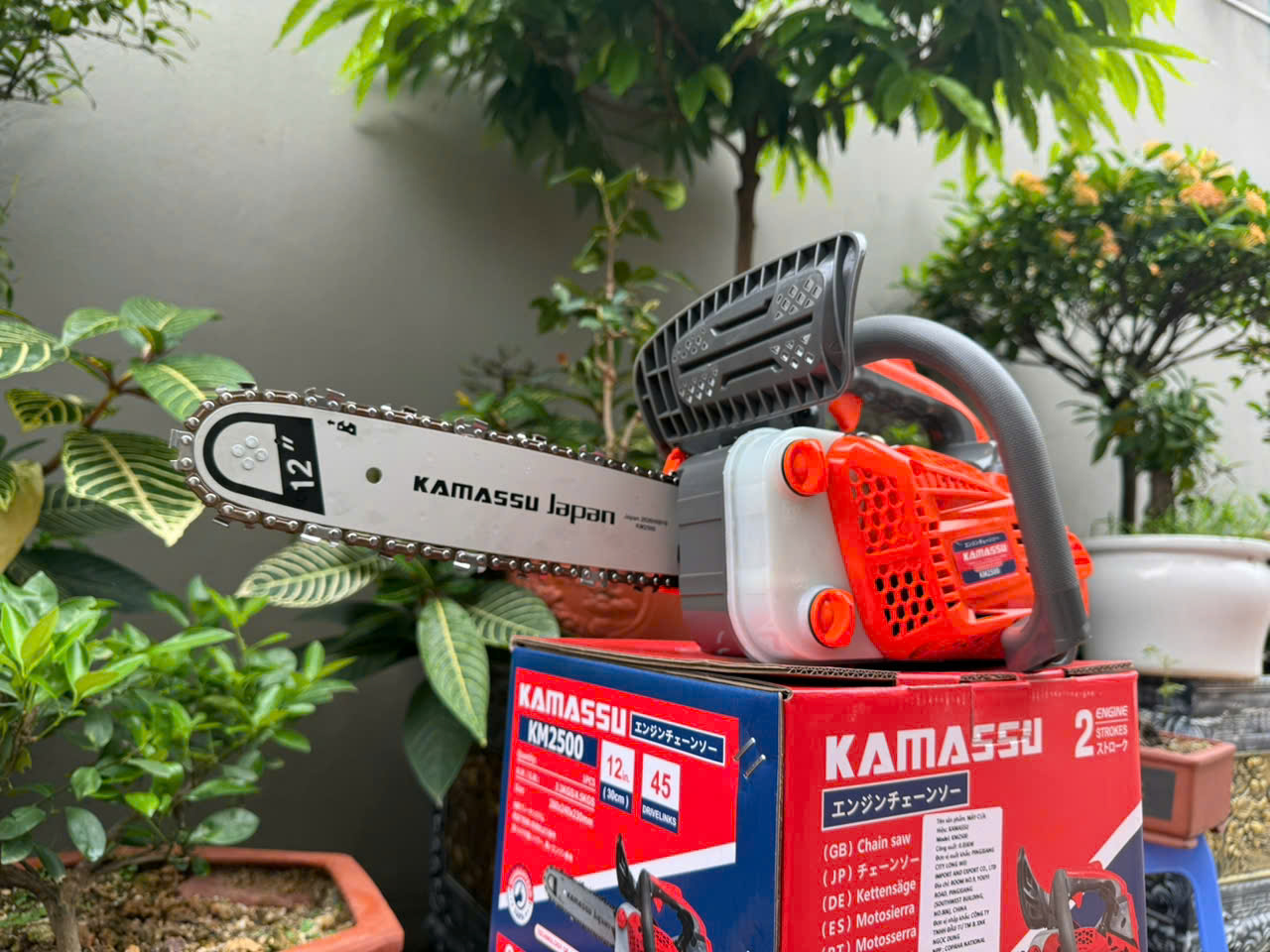 Máy Cưa Xăng 12 Inch Kamassu - Máy cưa cụt mini - KM2500 - Công Suất 900W - Động Cơ 2 Thì 25.4cc - Sử Dụng Xăng Pha Nhớt