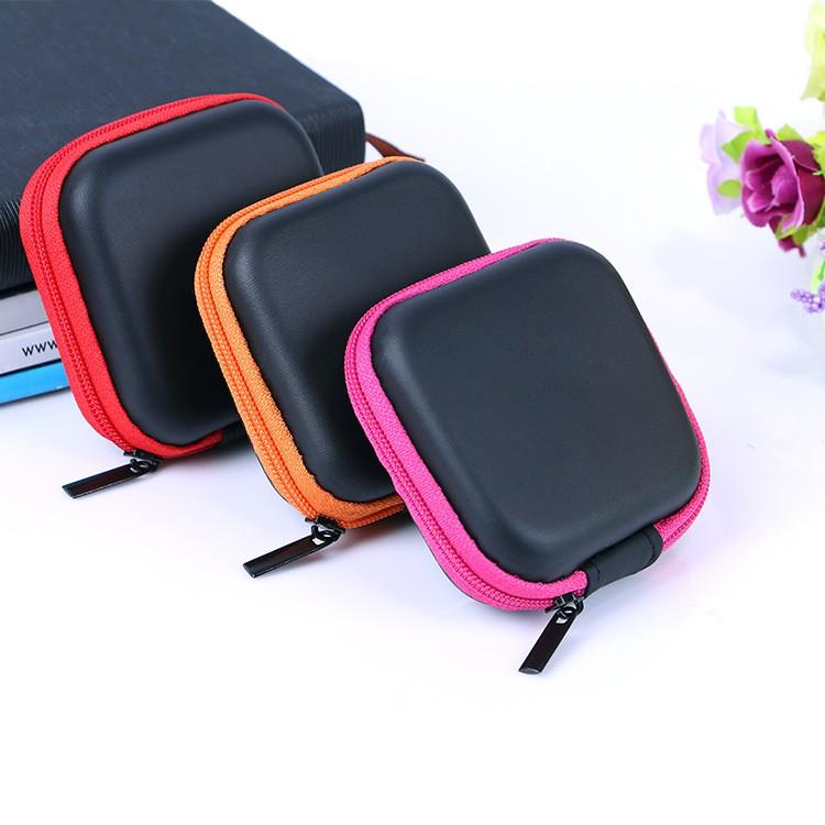 1 Hộp đựng tai nghe/thẻ SD tiện dụng mang theo