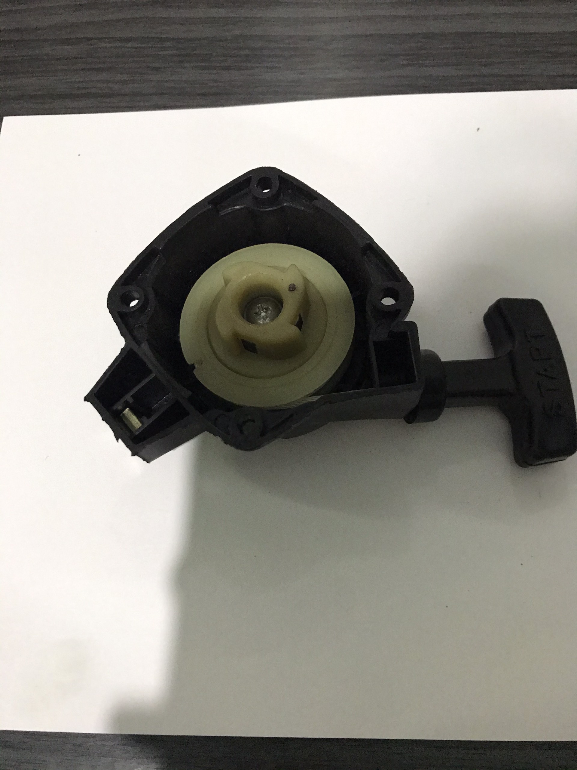Chụp giật 260 / khỏi động máy cắt cỏ 260/ chụp giật máy cắt cỏ 328/ khởi động 328 / bộ giật phun thuốc