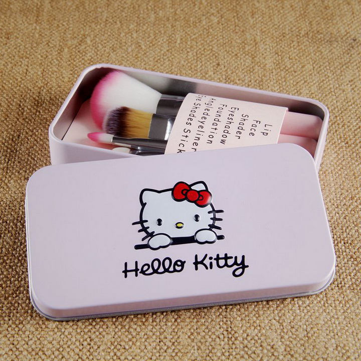 Bộ cọ trang điểm Hello Kitty