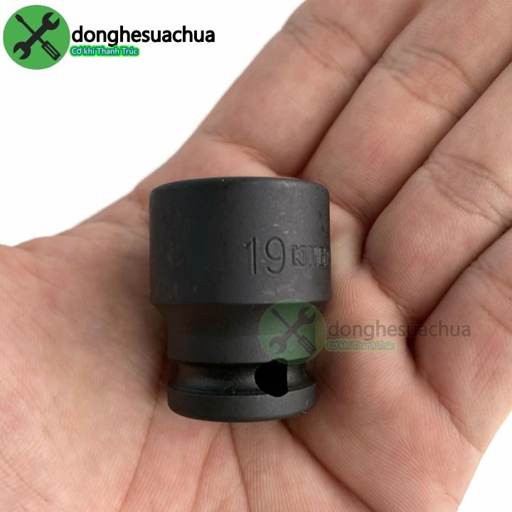 Tuýp 19mm 3/8 Kingtony 353519M loại ngắn 6 cạnh màu đen