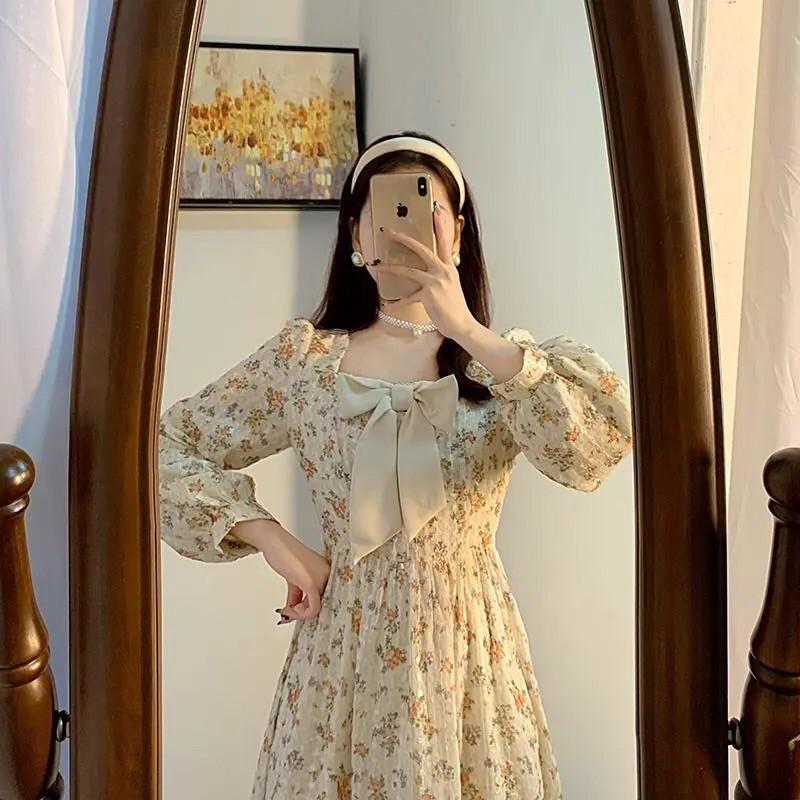 Váy tiểu thư hoa nhí