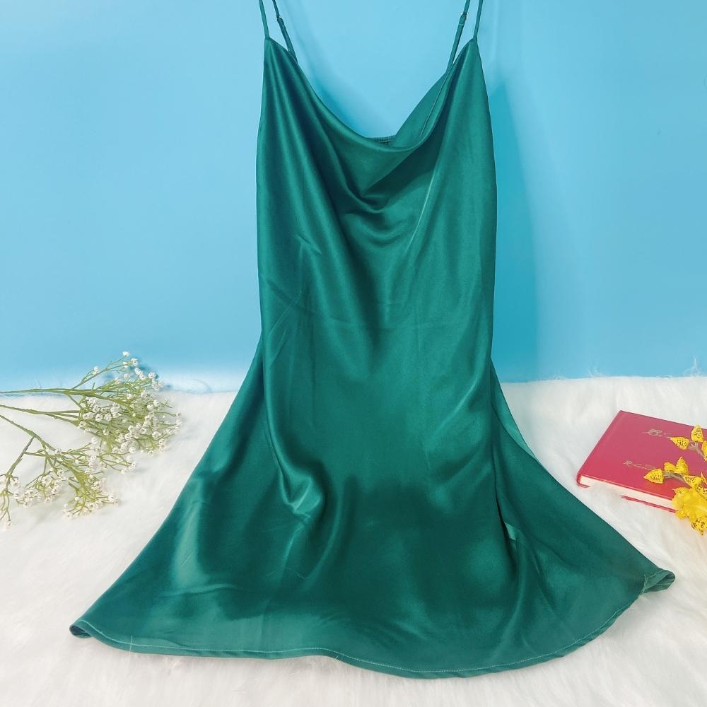 Váy Ngủ Hai Dây Cổ Đổ Nữ VILADY chất liệu Lụa Pháp Cao Cấp Thiết Kế Cổ Đổ Sang Chảnh Màu Xanh rêu Sexy Quyến Rũ V116