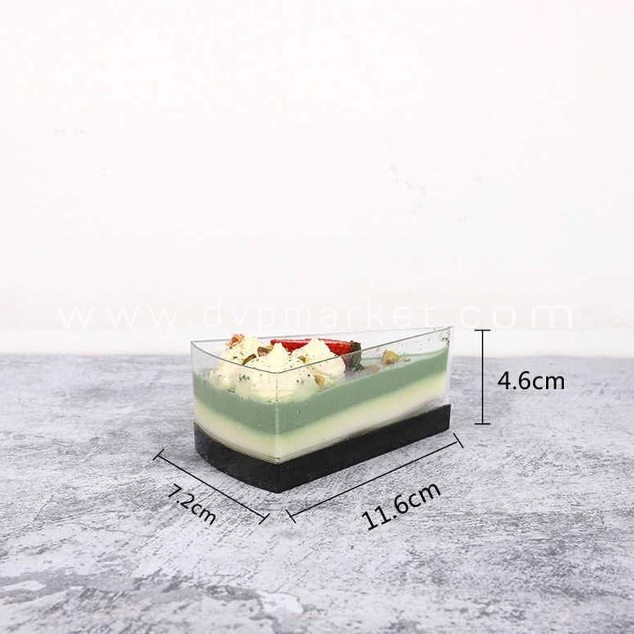 Ly nhựa bánh mousse hình tam giác kích thước 11.7*7.3*4.8cm LC48 (10c kèm nắp)