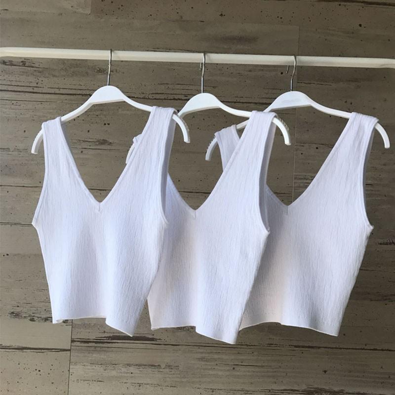 Áo không tay cổ chữ V thiết kế ôm sát tôn dáng