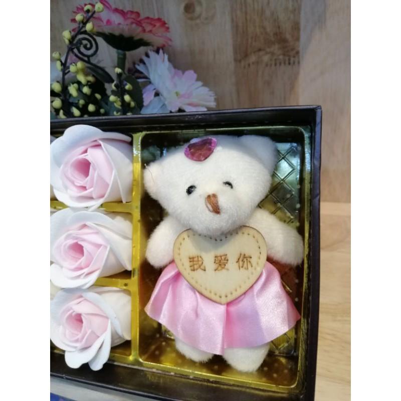 HỘP QUÀ TẶNG HOA HỒNG GẤU SWEET LOVE
