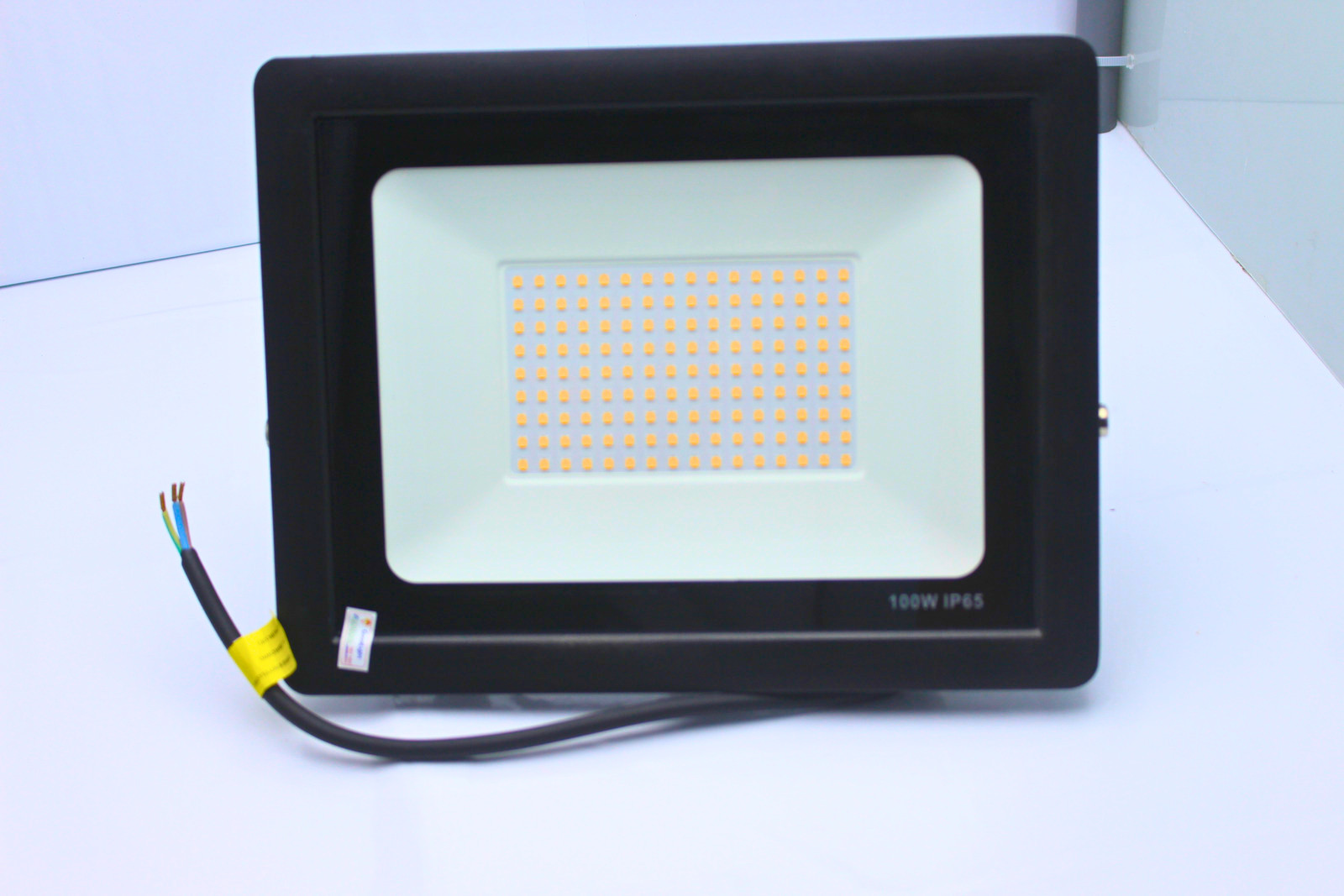 Đèn Pha Led SMD 200W P16