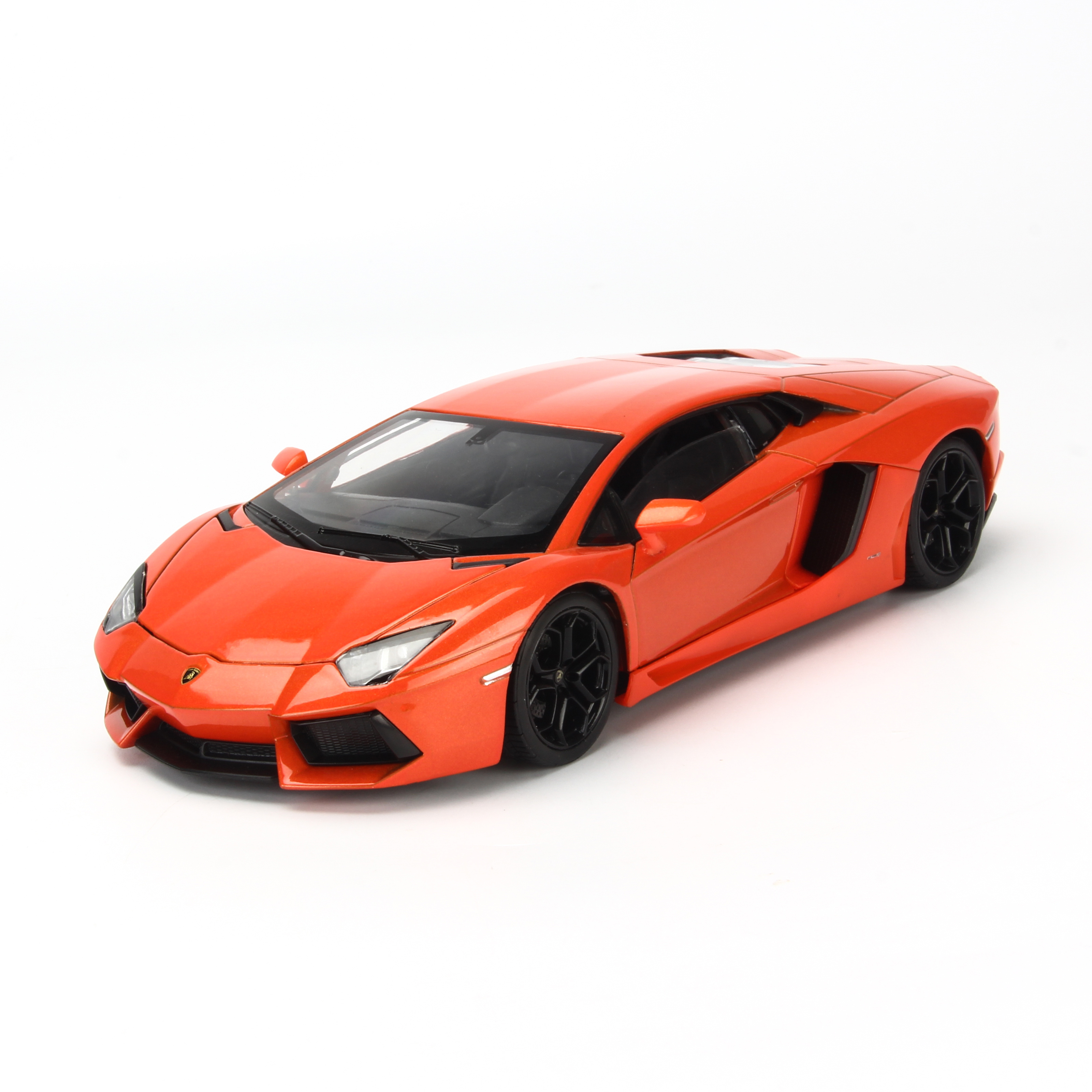 Mô hình xe Lamborghini Aventador LP700-4 1:24 Welly- 24033