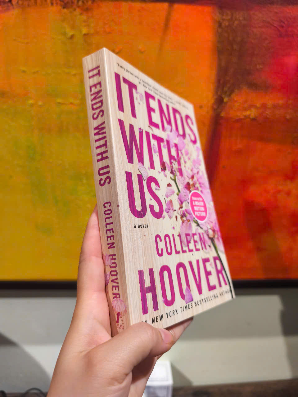 Sách - It Ends with Us by Colleen Hoover - Romance/ Fiction in English