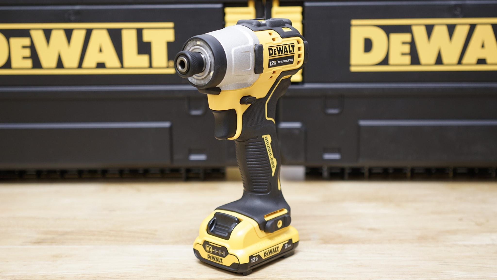 THÂN MÁY VẶN VÍT CẦM TAY 12V/BL DEWALT DCF801N- HÀNG CHÍNH HÃNG