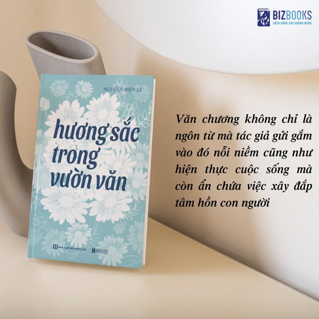 Sách - Hương sắc trong vườn văn