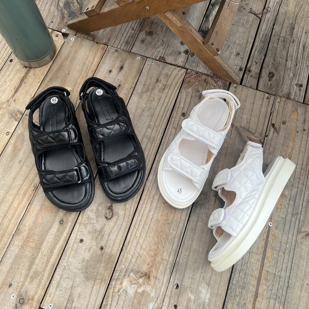 Giày sandal nữ ulzzang 3p hai quai dán ngang đế mềm nữ Shoes Paradise TD181