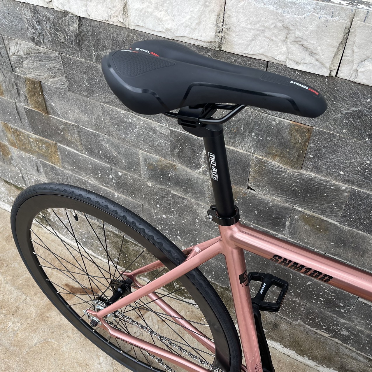 Xe đạp fixed gear TSUNAMI SNM100 cơ bản - Màu Rose gold