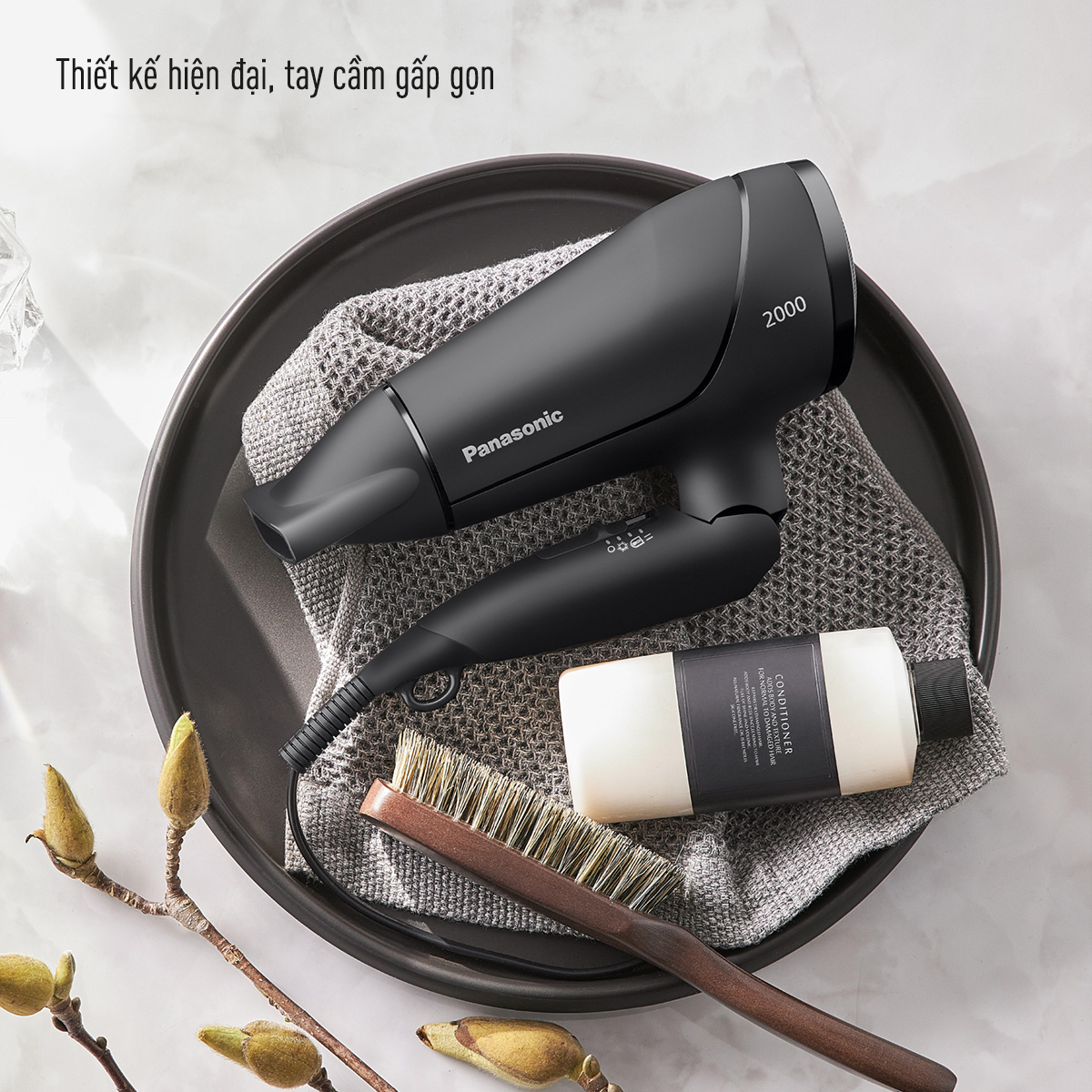Máy sấy tóc Panasonic EH-ND65-K645 – Công suất tương đương 2300W – Sấy nóng lạnh –  Đầu sấy tạo kiểu 11mm – Hàng chính hãng