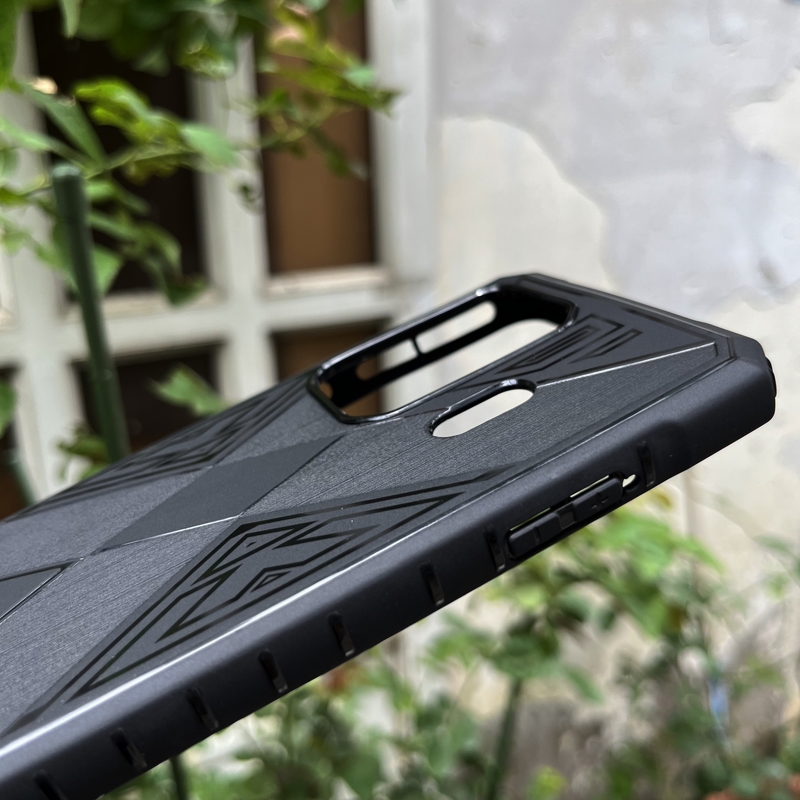 Ốp lưng Black Shark 5 – Shark 5 Pro đen chống sốc V2