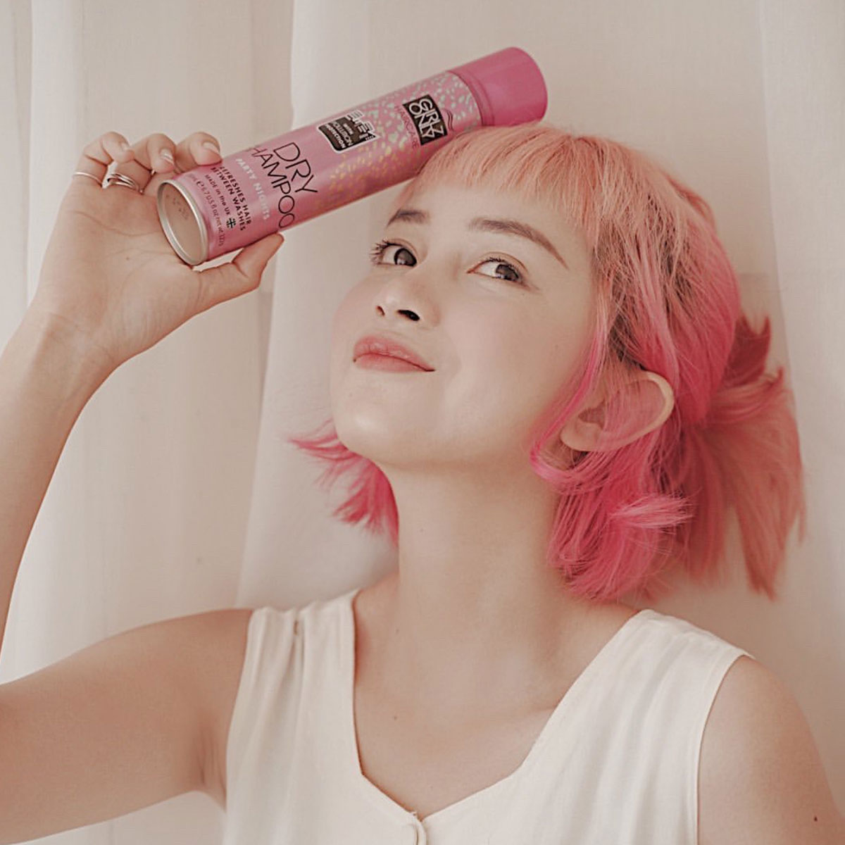 Dầu Gội Khô Girlz Only Dry Shampoo Party Nights Hương Hoa Quyến Rũ, Hút Dầu Bụi Bẩn Nhanh Chóng 200ml