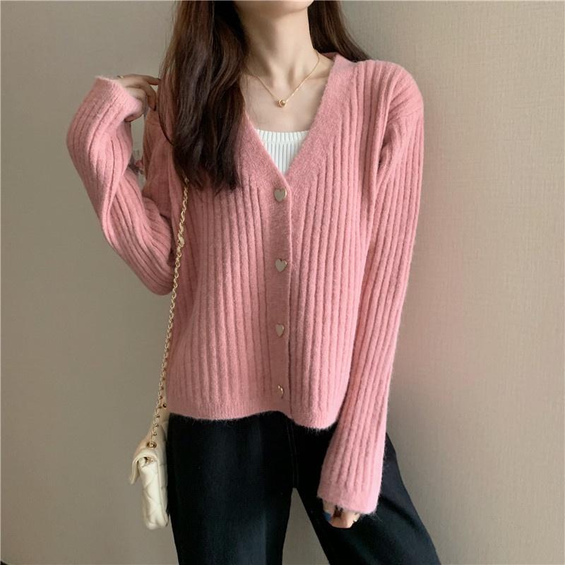 Áo khoác cardigan len nữ loại dày phong cách trẻ trung kết hợp cùng váy xinh xắn