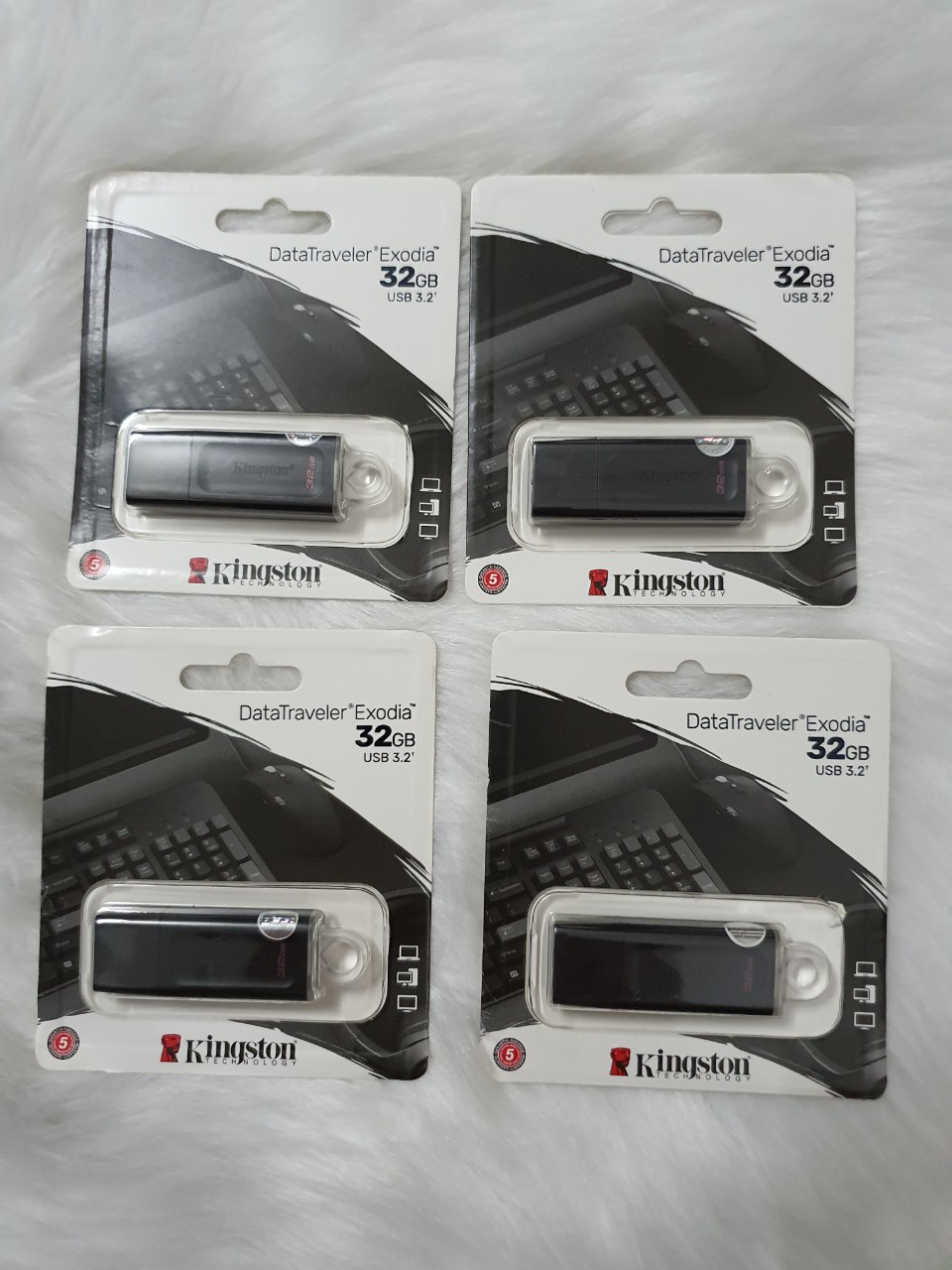 USB 32GB Kingston chuẩn USB 3.2 - USB dung lượng 32GB tốc độ cao 3.2 - Hàng chính hãng