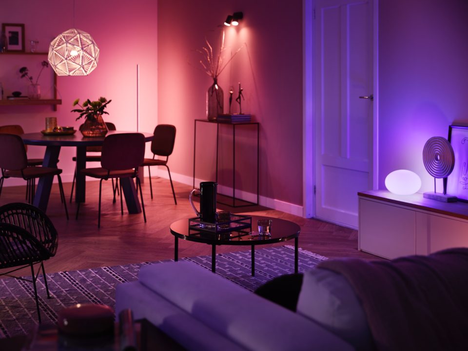 Bộ 3 Bóng Đèn Philips Hue White and Color Ambiance Starter Kit E27