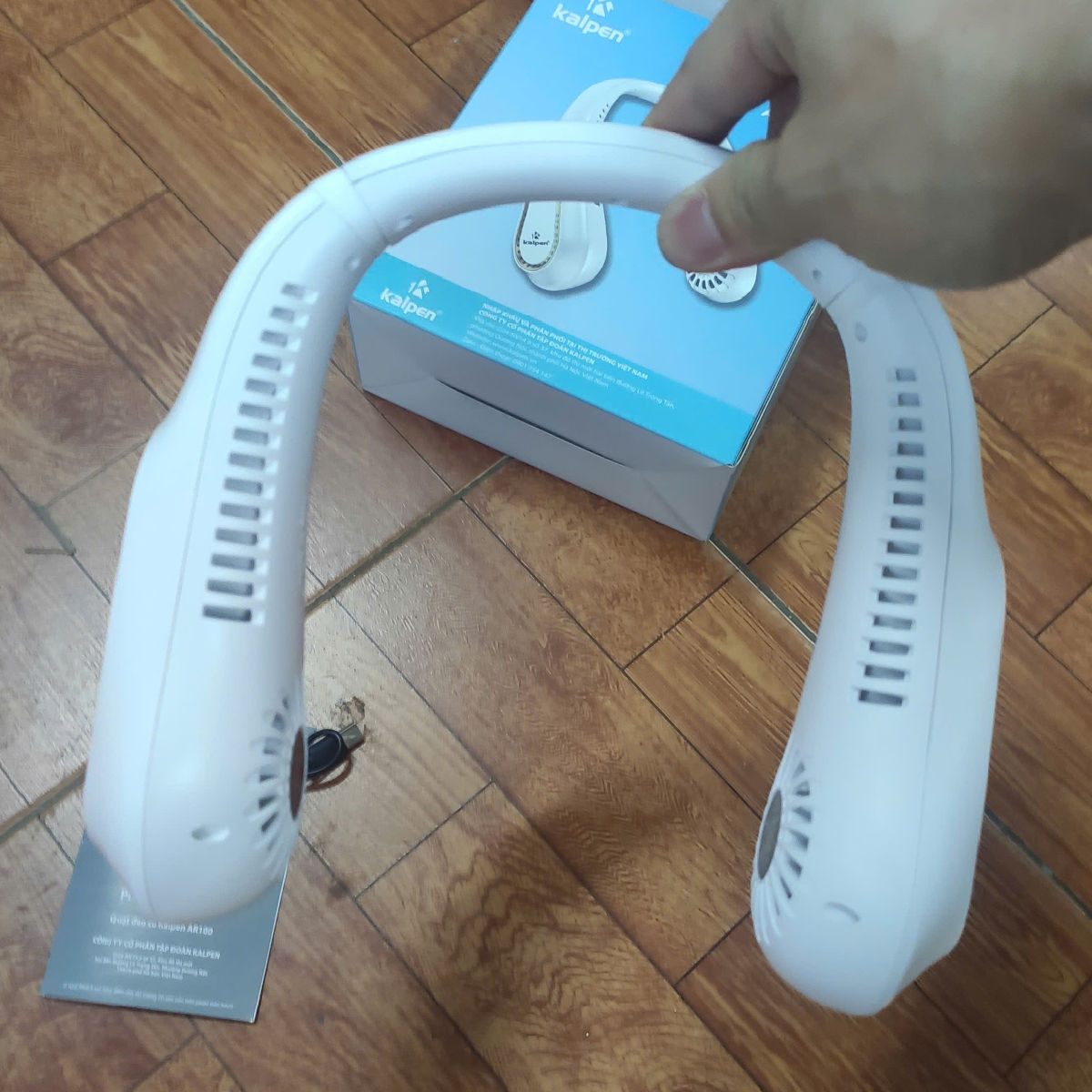 Quạt sạc đeo cổ Kalpen AR100 pin 1200mAh hàng chính hãng