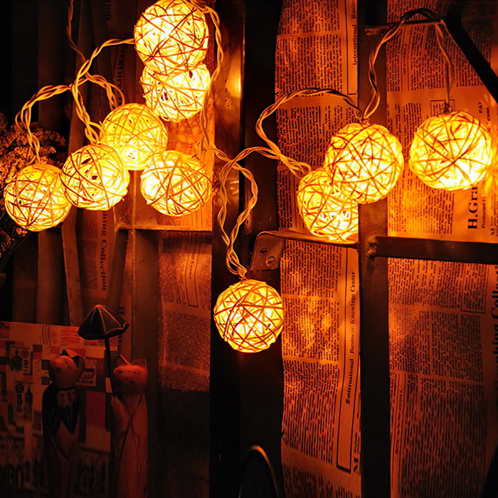 Dây đèn led quả cầu mây 10 bóng, Dây đèn led 10 bóng hình quả cầu mây trang trí sinh động đẹp mắt - Đèn màu vàng