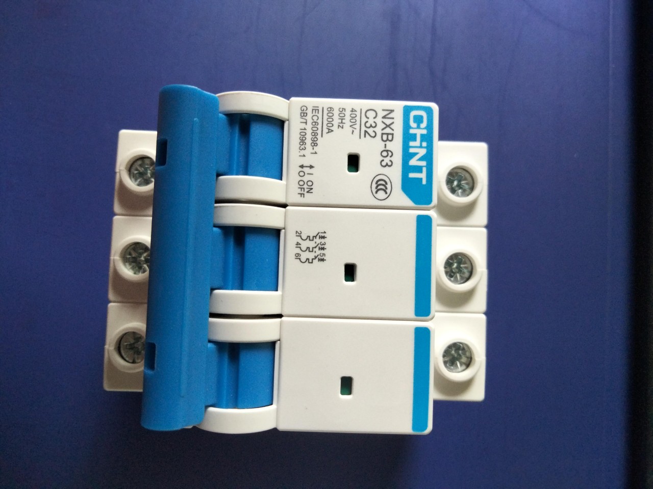 MCB NXB63 1P 2P 3P C16A~C63A - Aptomat tép CHINT các loại