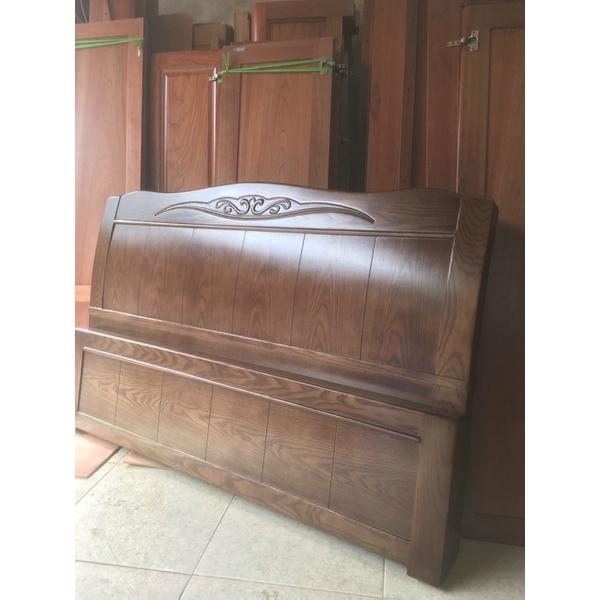 giường sồi tựa cong