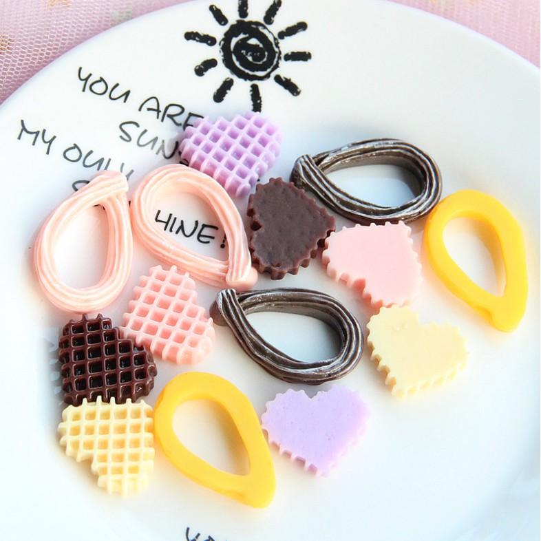 *HN* Charm bánh Waffle cho các bạn trang trí vỏ ốp điện thoại, DIY