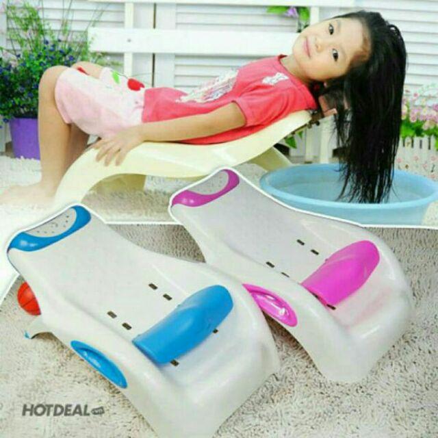 Ghế tắm và gội đầu tiện dụng cho bé - Màu ngẫu nhiên