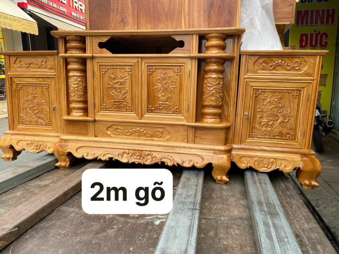 Kệ tivi cột nho nồi gỗ gõ đỏ ngang 1M6-1M8-2M-2M2-2M4