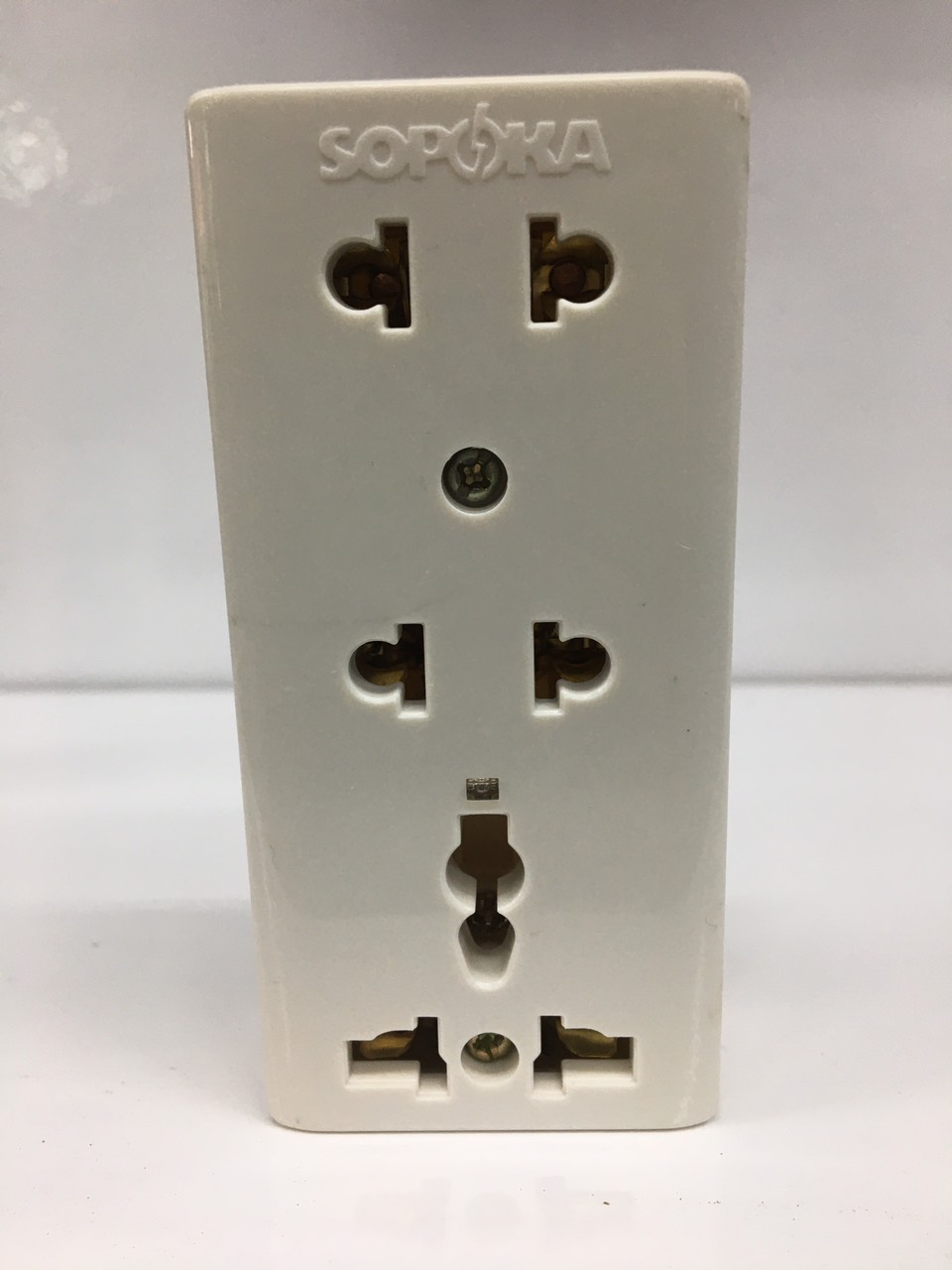 Ổ cắm Sopoka 2 lỗ - 3 lỗ có nắp che, chịu nhiệt, chống cháy