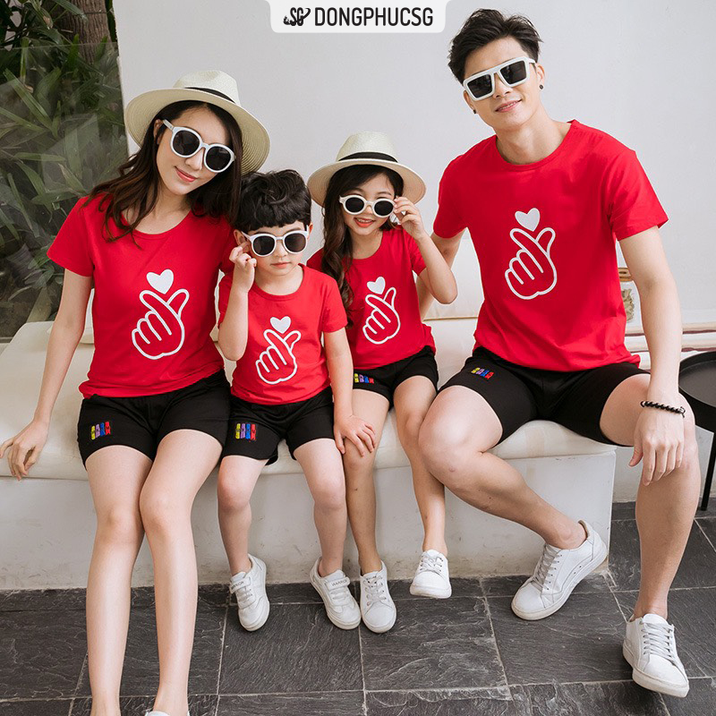 Áo thun gia đình màu đỏ bắn tim GD402D thun cotton dày dặn DONGPHUCSG