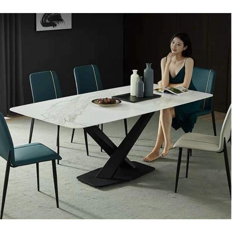 Bàn ăn 6 ghế mặt đá chống thấm, chân sât sơn tĩnh điện