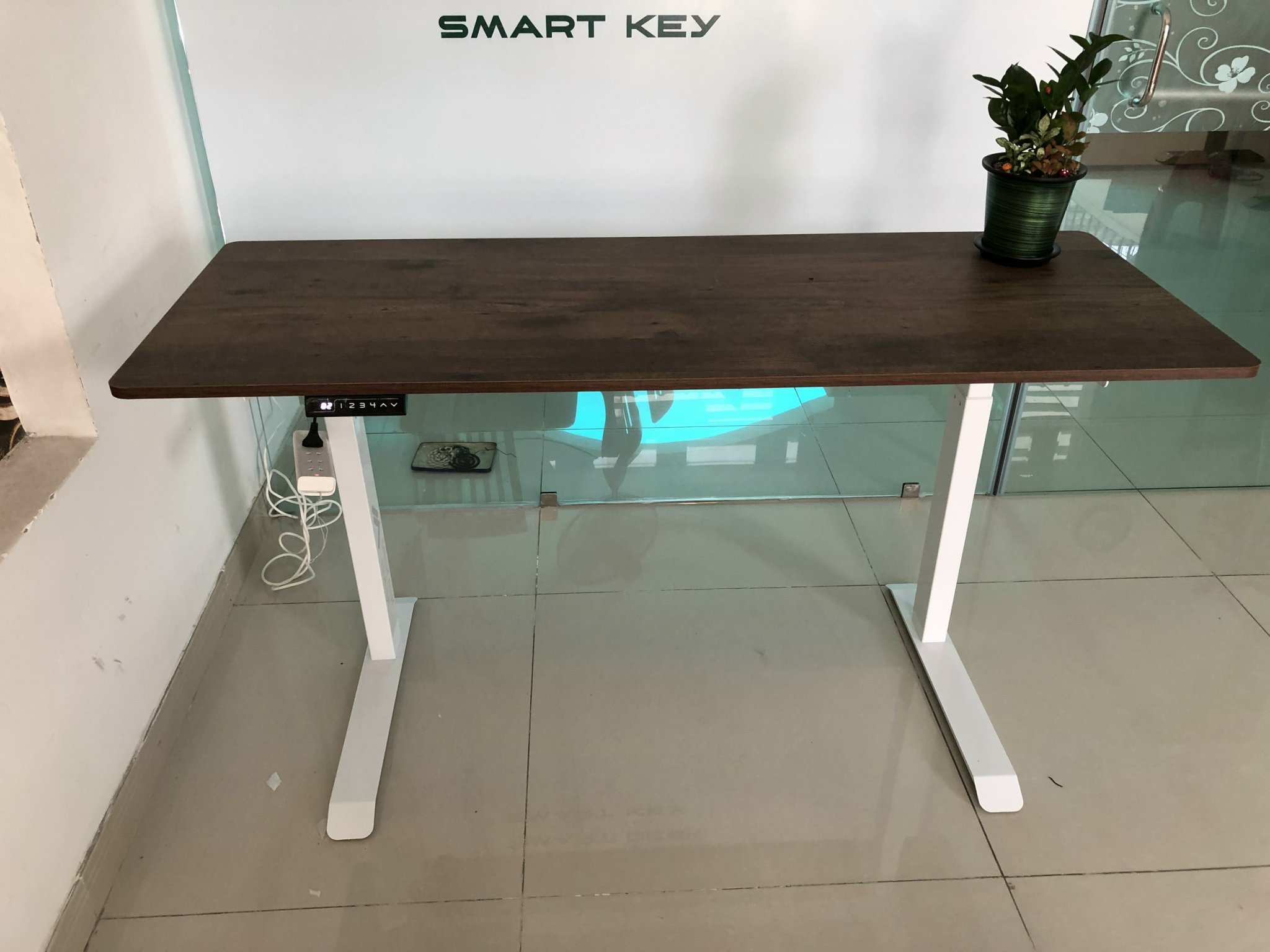 Bàn thông minh 01 motor 02 phân đoạn MAH.015