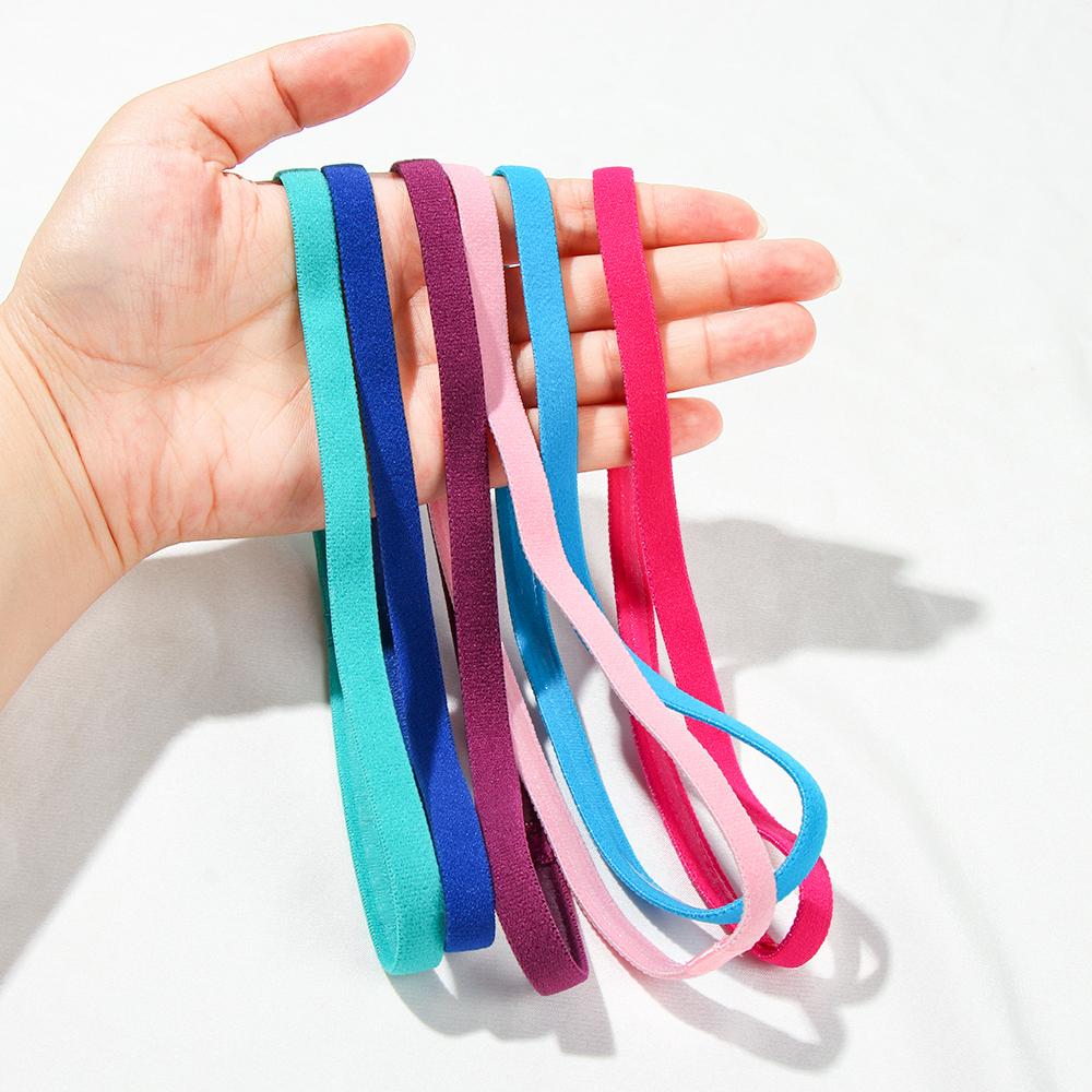 Kẹo màu tóc cho các cô gái băng đô thể thao ngoài trời thể thao chống trượt cao su chống trượt bóng đá bóng đá chạy bóng đá nữ đàn ông yoga yoga Color: red