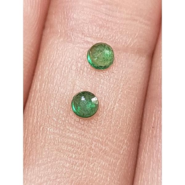 020 (1) L CẶP hạt EMERALD LỤC BẢO (THIÊN NHIÊN) đáy thấp