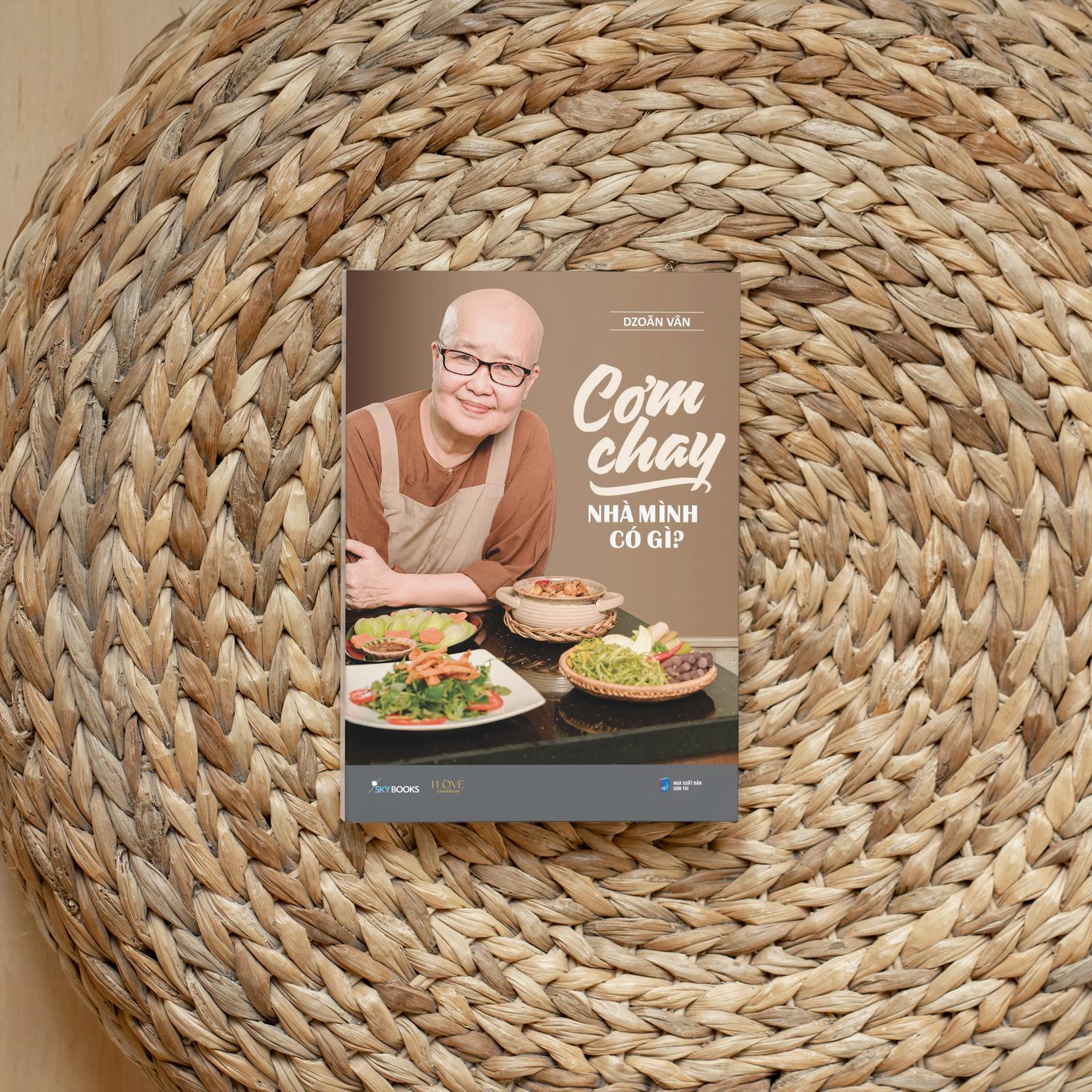 Cơm Chay Nhà Mình Có Gì? - Bản Quyền