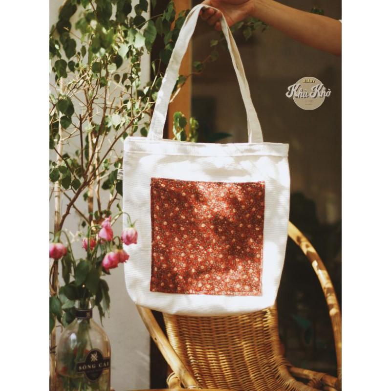 TÚI TOTE HANDMADE HỌA TIẾT VINTAGE Ảnh shop tự chụp