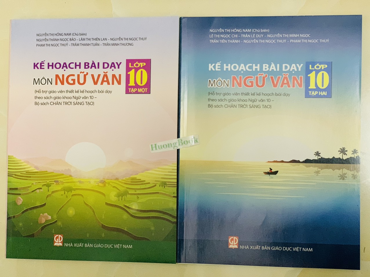 Sách - Kế hoạch bài dạy môn Ngữ văn lớp 10 - tập hai (bộ Chân trời sáng tạo)+Bán kèm sổ giáo án A4 (KL)