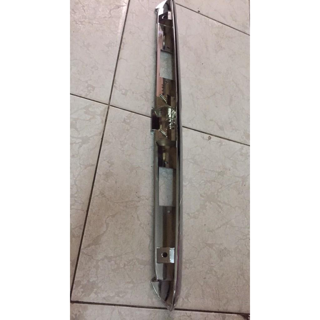 Ốp đèn soi biển số Chery QQ3/Daewoo Matiz
