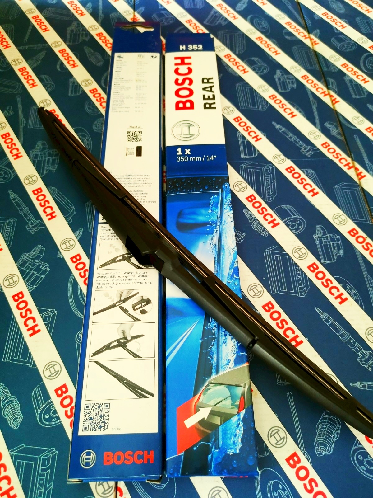 Thanh Gạt Nước Sau Bosch Cho Toyota Corolla Cross, Innova, Fortuner, Veloz
