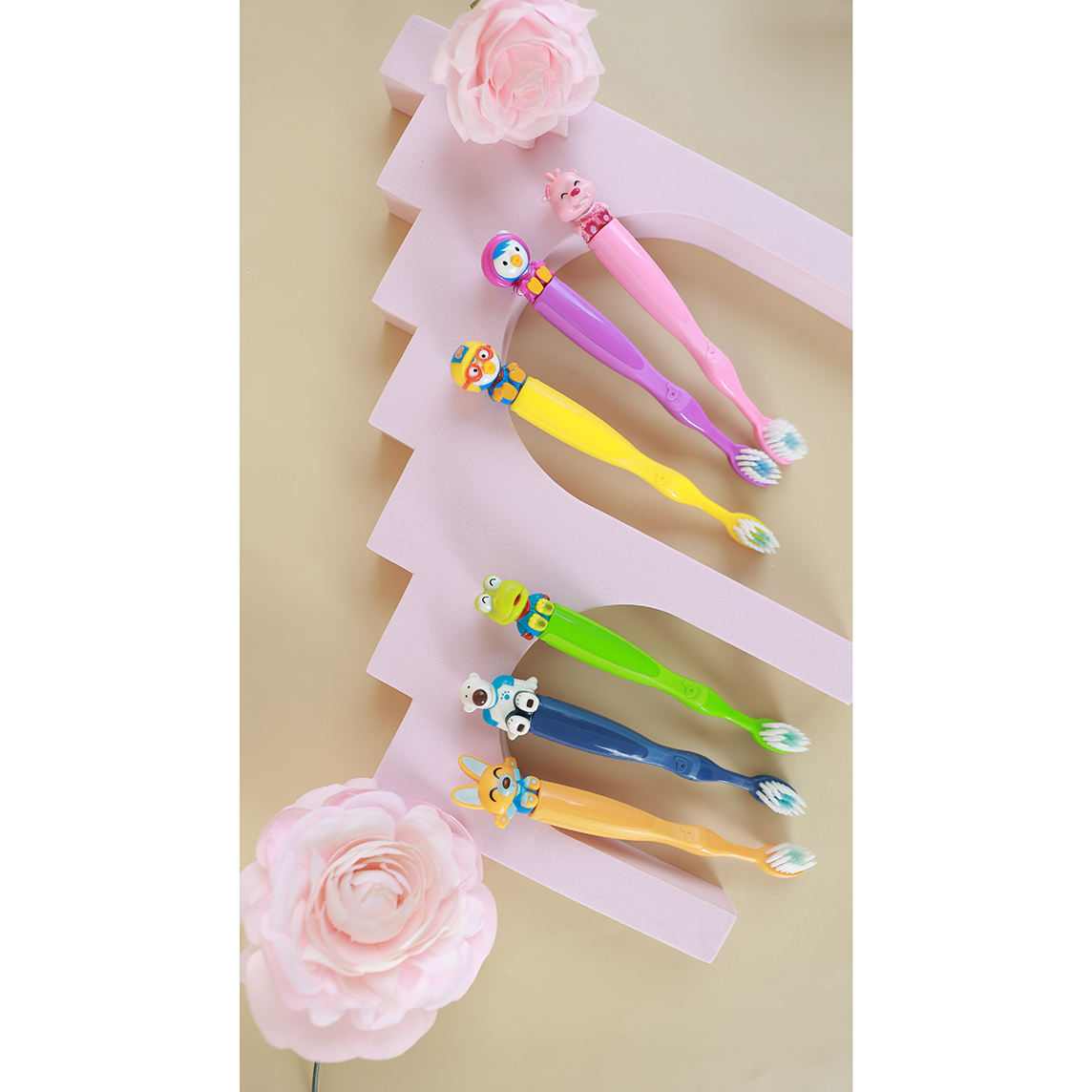 Bàn chải đánh răng siêu mềm phiên bản Pororo cho bé từ 3 tuổi