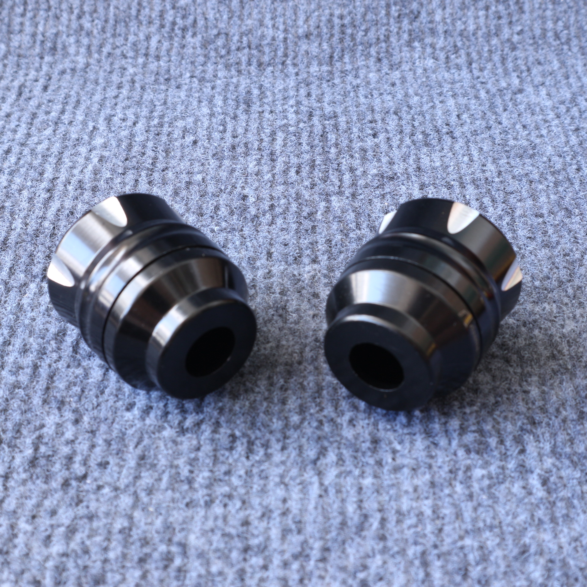 Chống đổ cốt bánh trước CNC